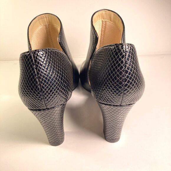 Life Stride Soft System Calma Black w/ Reptile Print Heel, Peep Toe Booties - Picture 2 of 7